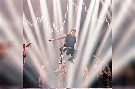 WATCH: Gary Valenciano shares stage with kids Gab, Kiana at .